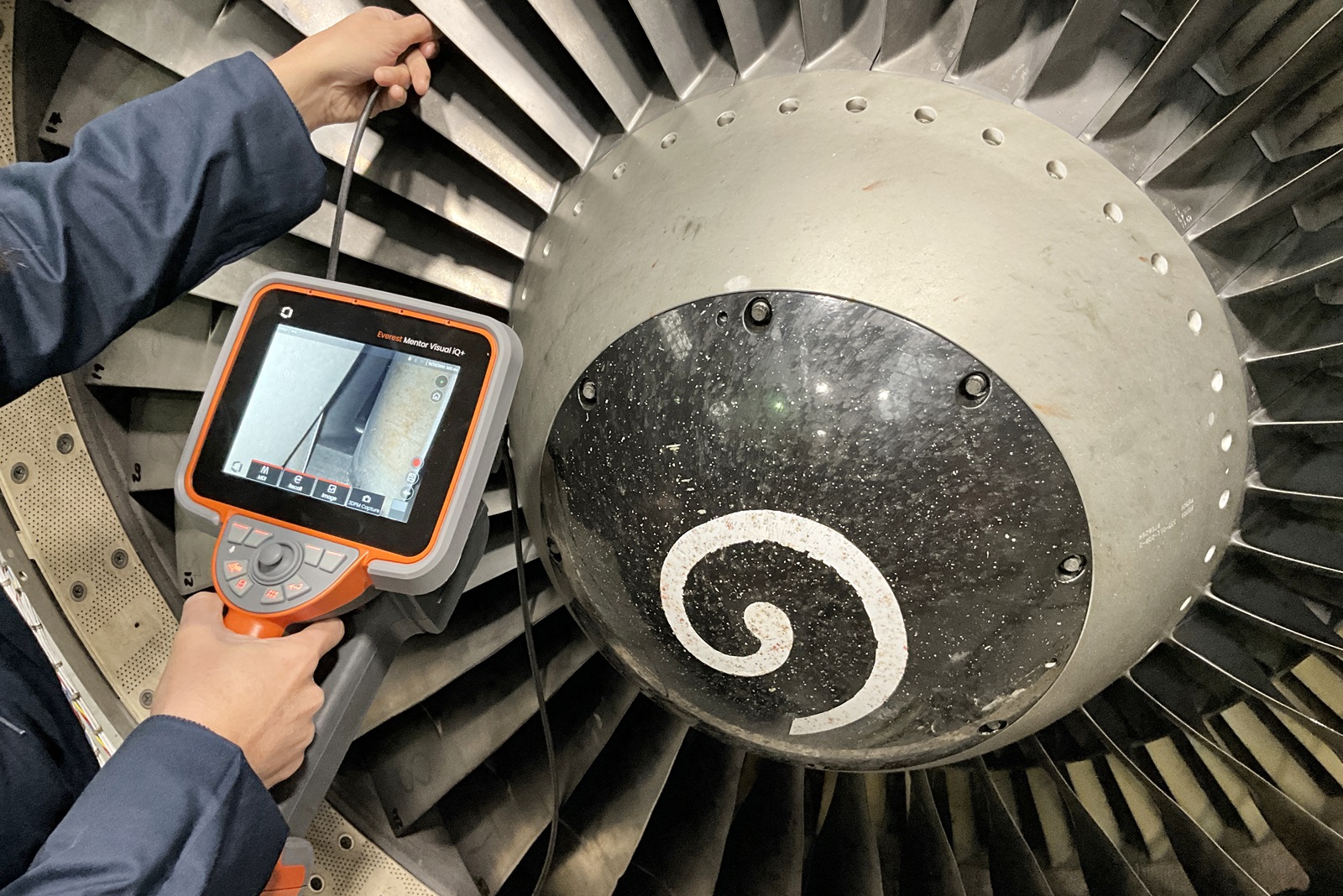 韦林叶片智能检测方案，提升涡轮发动机维护水平！