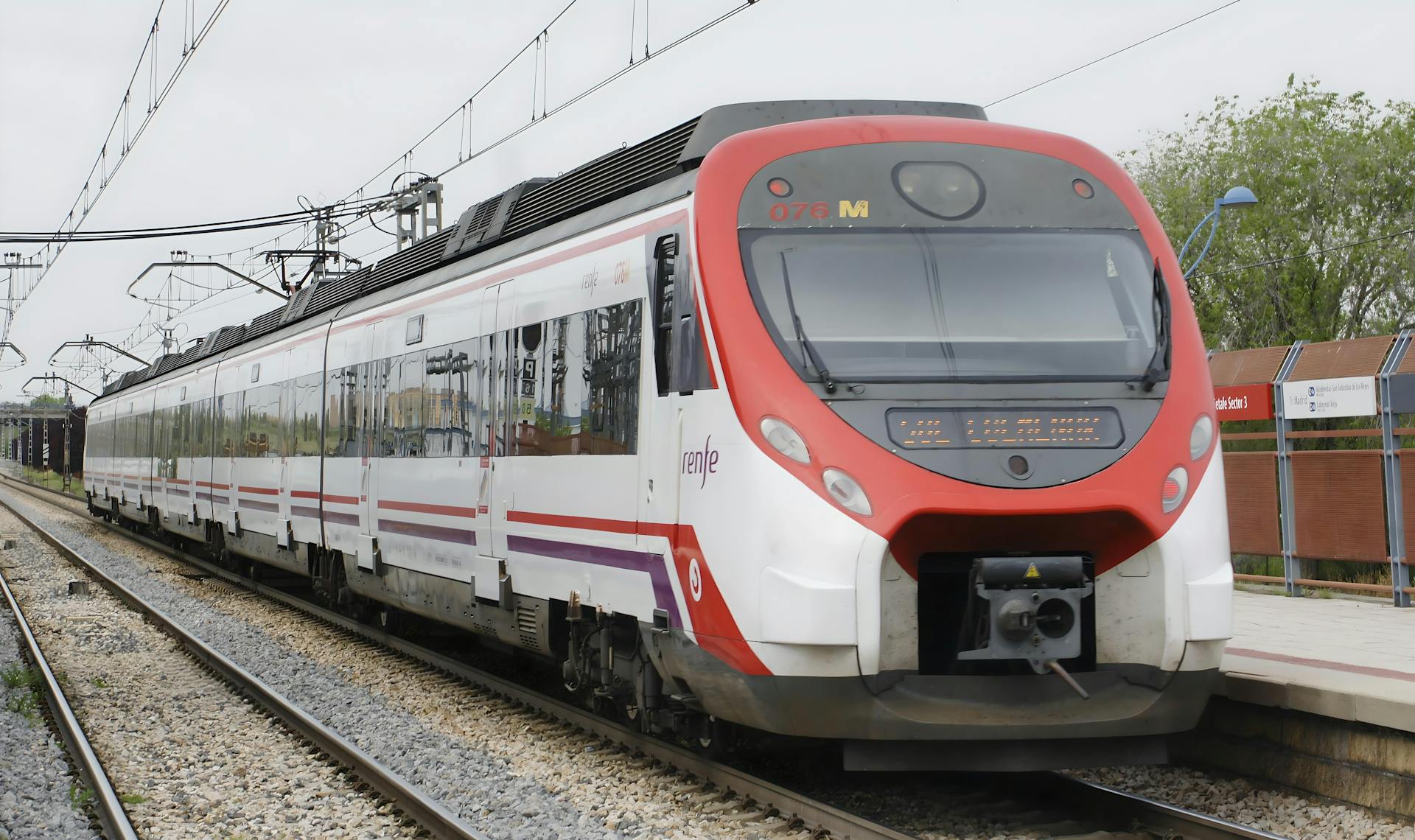 韦林Everest MVIQ+工业视频内窥镜在轨道车辆制动缸检测中的应用